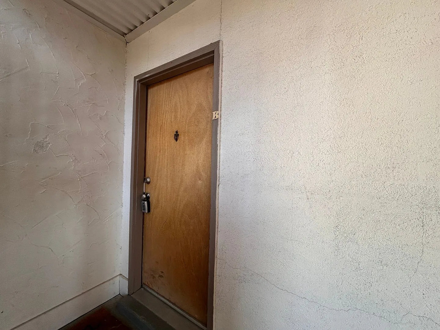 $0 Deposit Option, Charming 1-Bedroom Condo In Fort Logan With Modern Upgrades — Photo 3