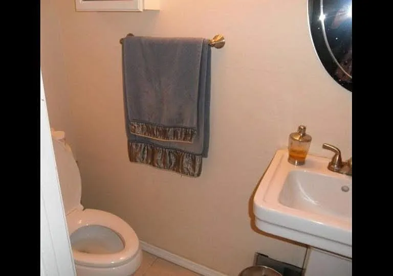 4 Albert Ct — Photo 8
