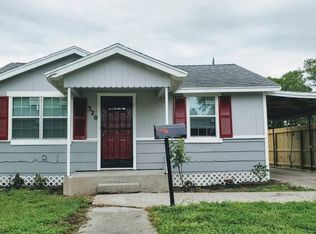 320 W Avenue B, Robstown, TX 78380