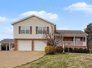 397 Canaan Rd, Columbia, TN 38401
