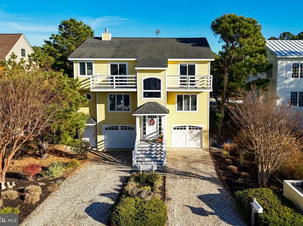 516 E Cape Shores Dr, Lewes, DE 19958