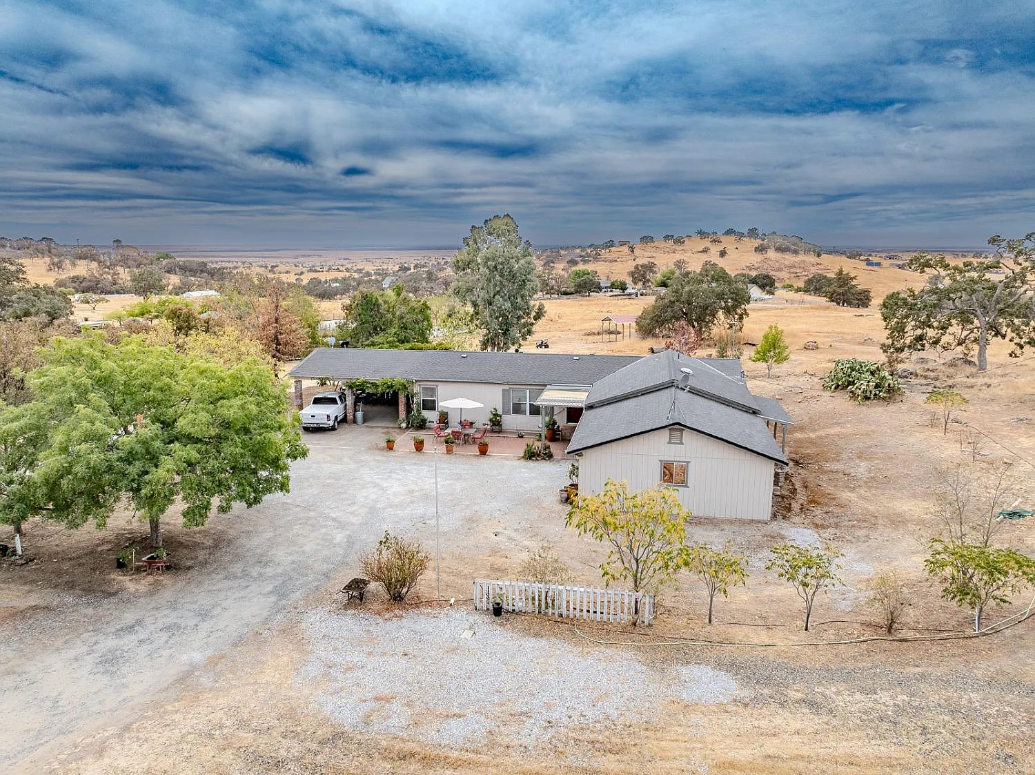 9525 Banderilla Dr photo 1