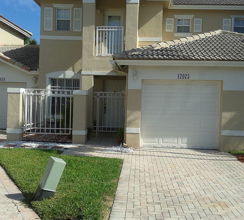 1st image of 17075 NW 22nd St