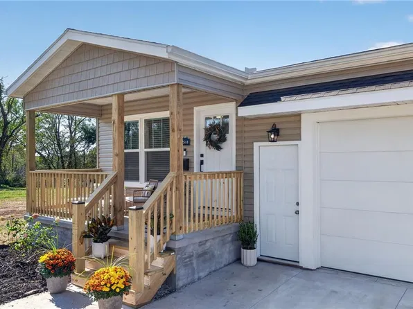 2544 Hiawatha St, Kansas City, KS 66104