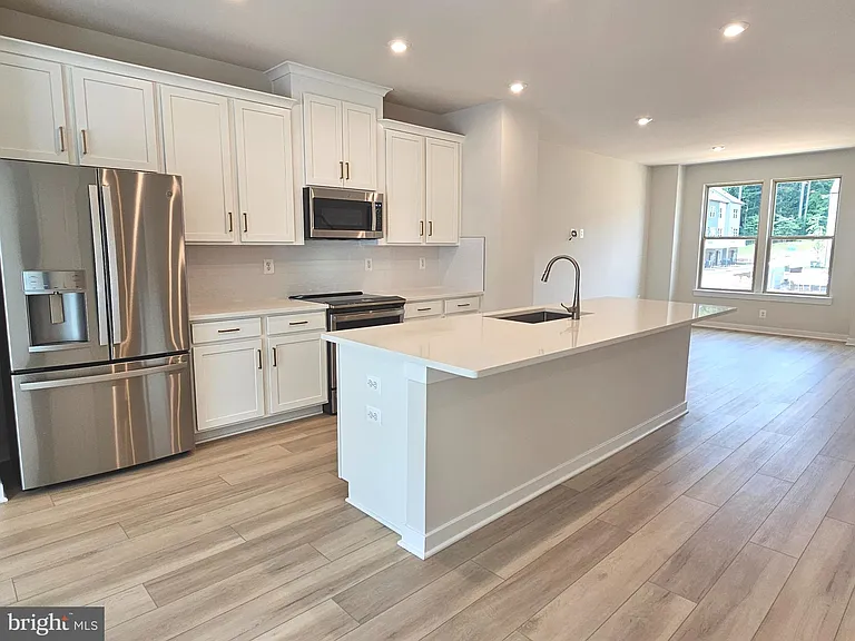 3622 Agate Ln — Photo 8