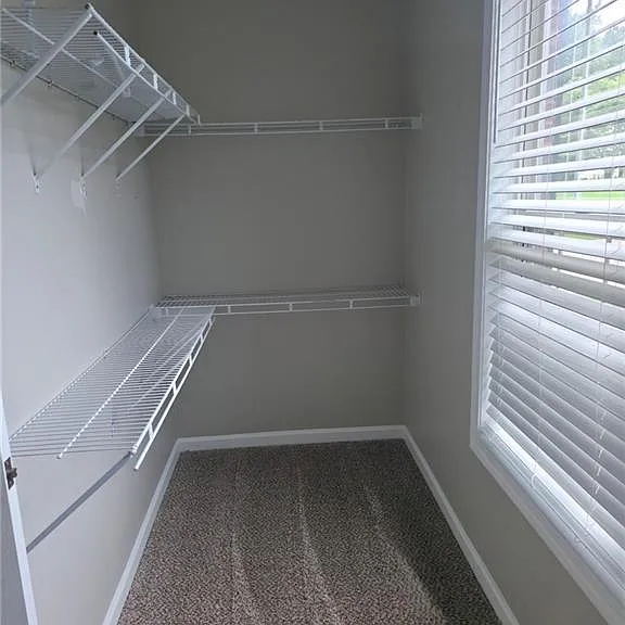 2257 Roseberry Ln — Photo 12
