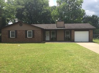 127 Creek Dr, Leesburg, GA 31763