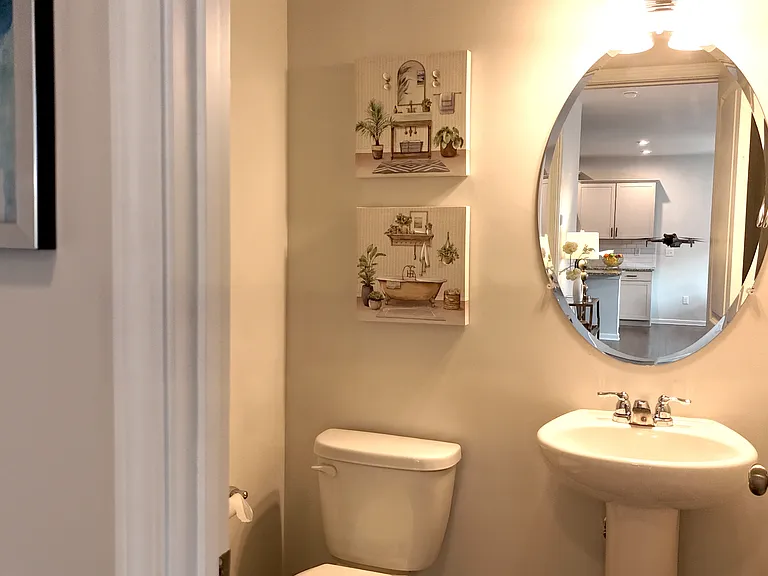 828 Royal Red Ct — Photo 23