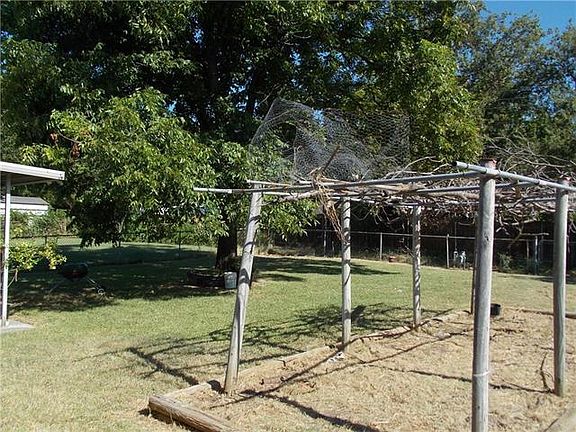 4th image of 547 Wind River Dr