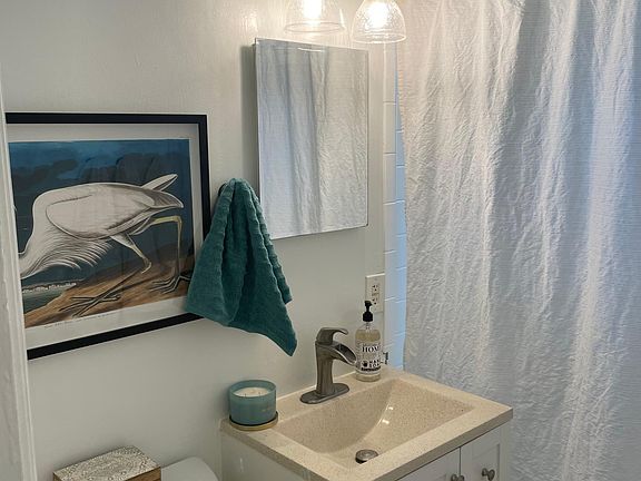 4th image of 4351 Menhaden Dr SE