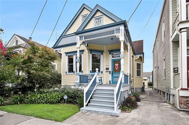 1st image of 729 Henry Clay Ave