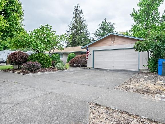 2nd image of 428 W Archwood Dr