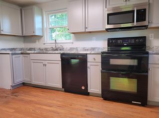 2498 Manor Rd, York, PA 17408