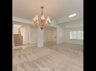 1200 Manzanita Ln, Manhattan Beach, CA 90266