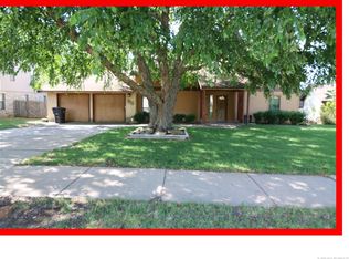 315 Ridgecrest Ct, Bartlesville, OK 74006