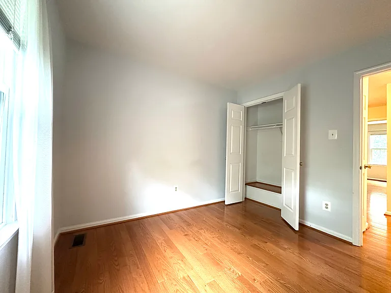 5127 Kenside Ct — Photo 36
