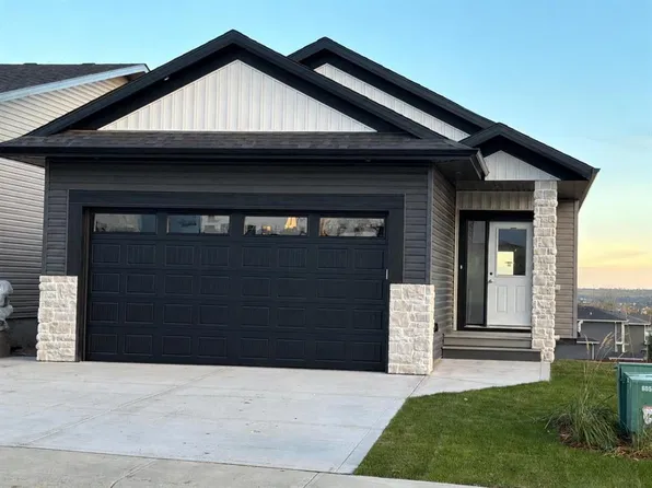 11 S Vincent Gate, Sylvan Lake, AB T4S 0V7