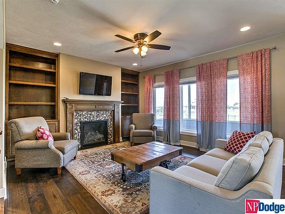 4th image of 1738 Deer Pointe Dr