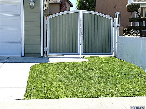 2nd image of 4788 Hazelnut Ave