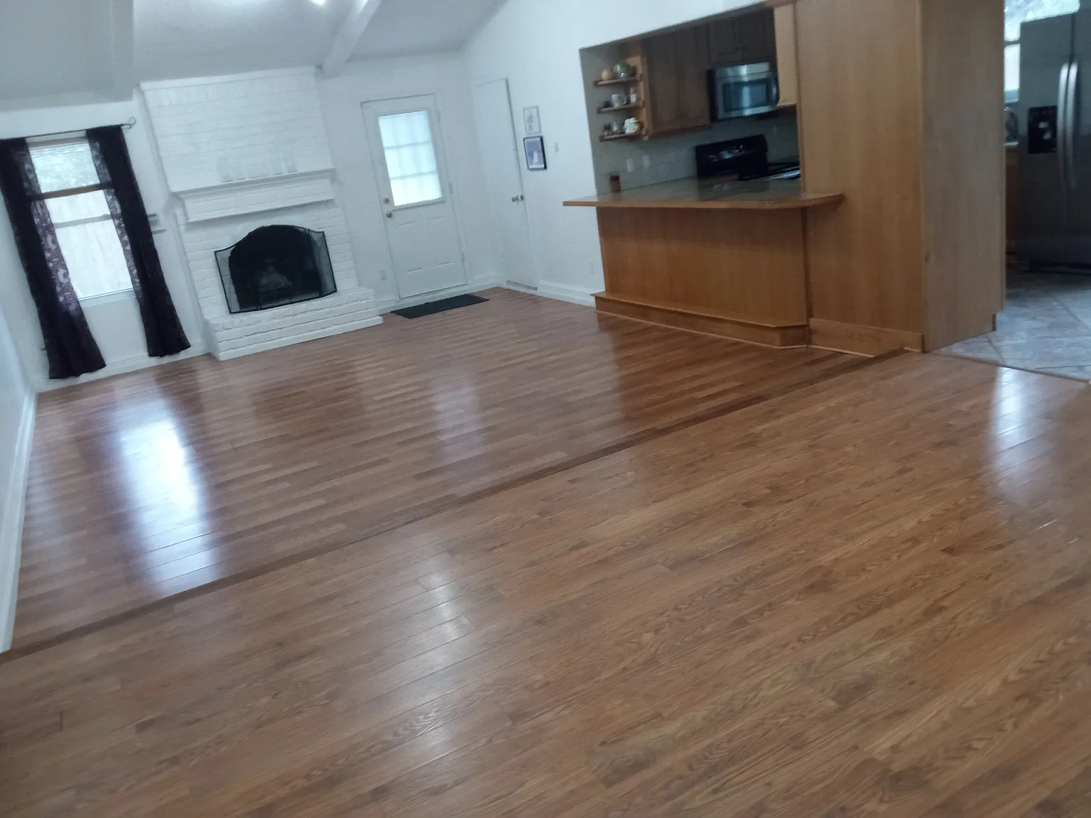 3 bed, 1596 sqft, $2,100 — Photo 4