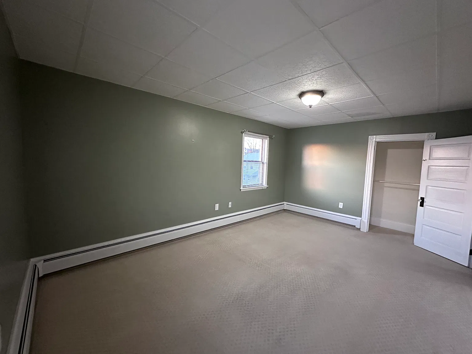 2 bed, 1000 sqft, $1,200 — Photo 4