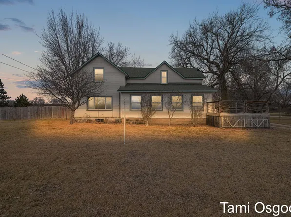 6220 W Stanton Rd, Stanton, MI 48888