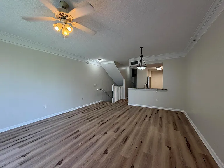 2052 Alta Meadows Ln #2205 — Photo 6