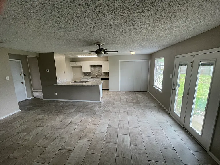 5909 Woodsetter Ln — Photo 21