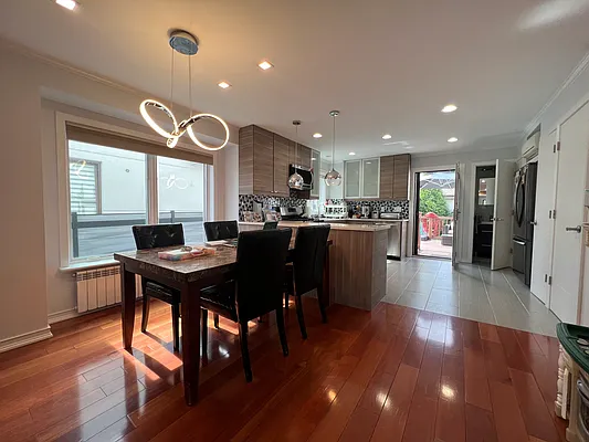 Rented by Capri Jet Realty Corp | media 11