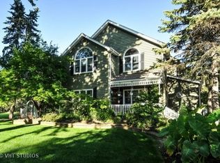 8S511 Bell Dr, Naperville, IL
