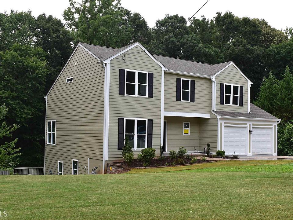 1st image of 2699 Crystal Ln