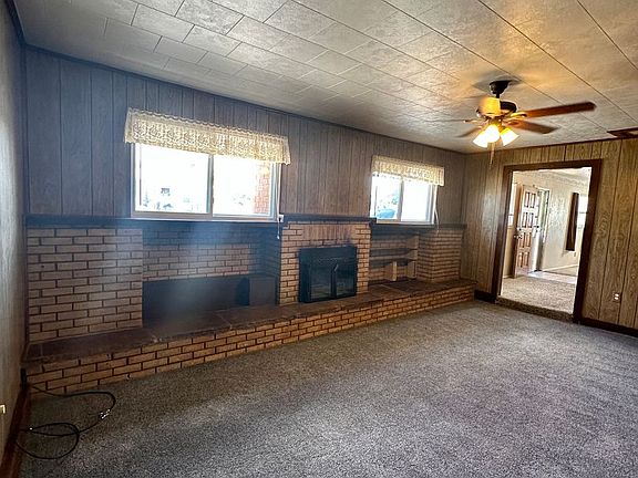 4th image of 3911 Knollcrest Dr