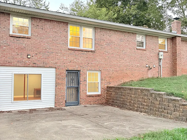 660 Plano Richpond Rd — Photo 23