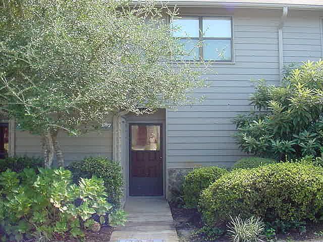 Front of Townhome