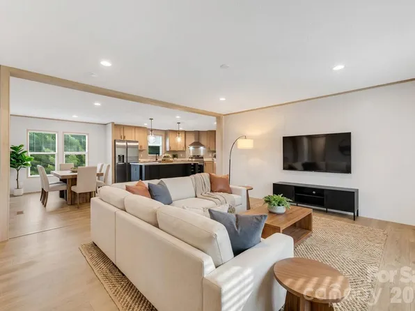 817 Jupiter Rd, Weaverville, NC 28787