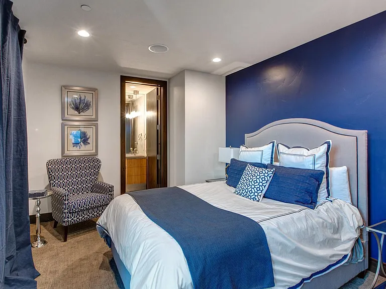 2285 E Red Knob Way — Photo 36