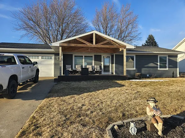 100 E 10th St, Glidden, IA 51443