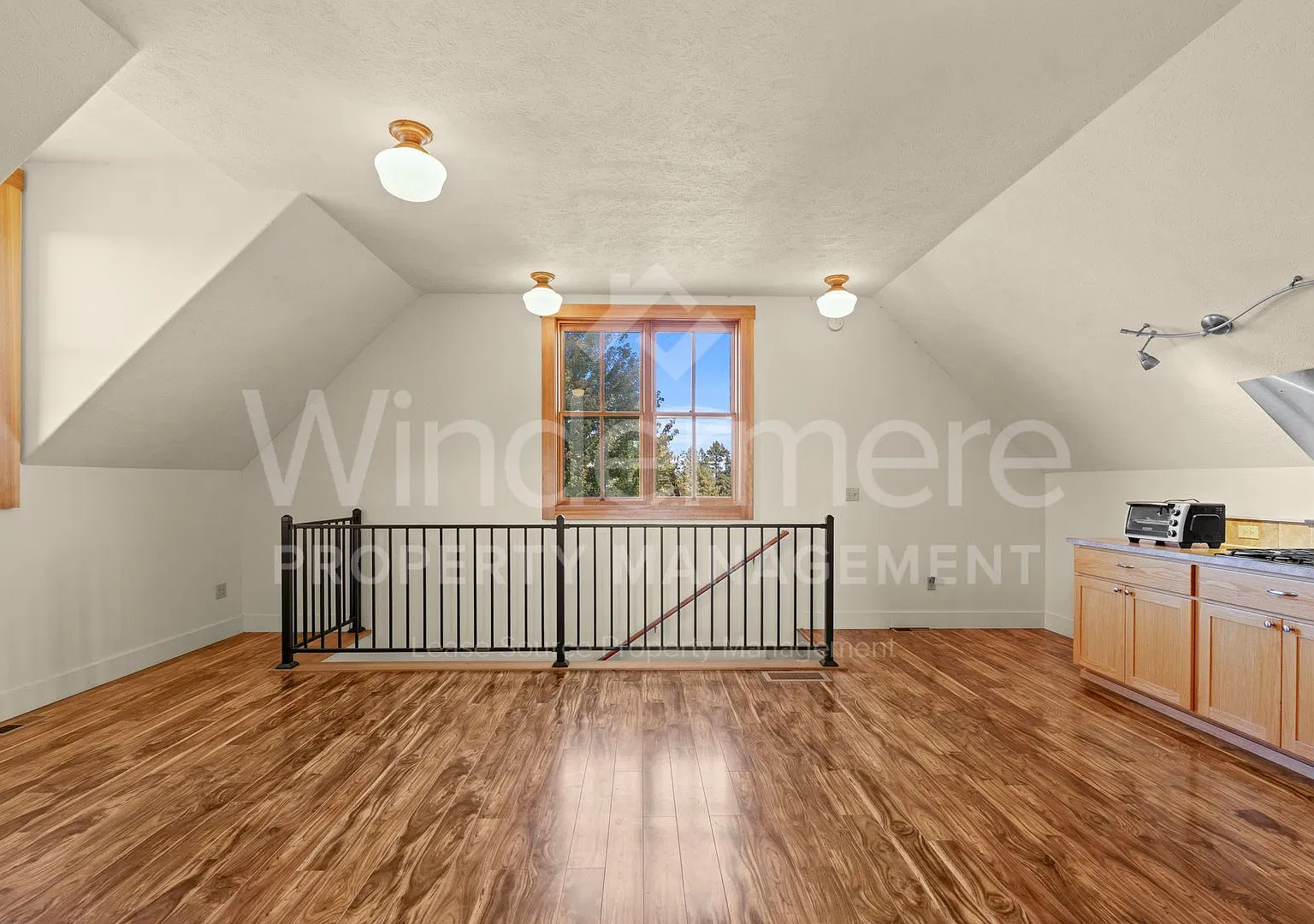 6616 E Orchard Charming Country Retreat, 1 Bed 1 Bath with Garden & Horse Privileges — Photo 4