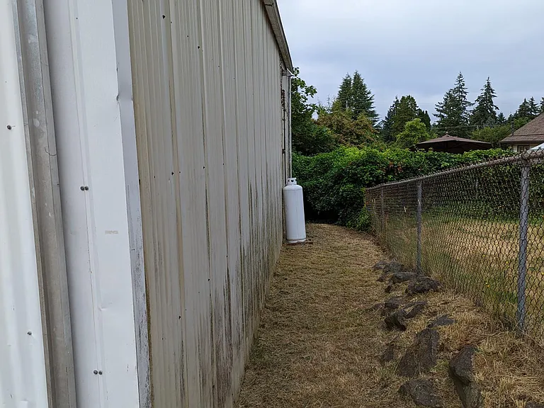 24th Ave SW — Photo 18