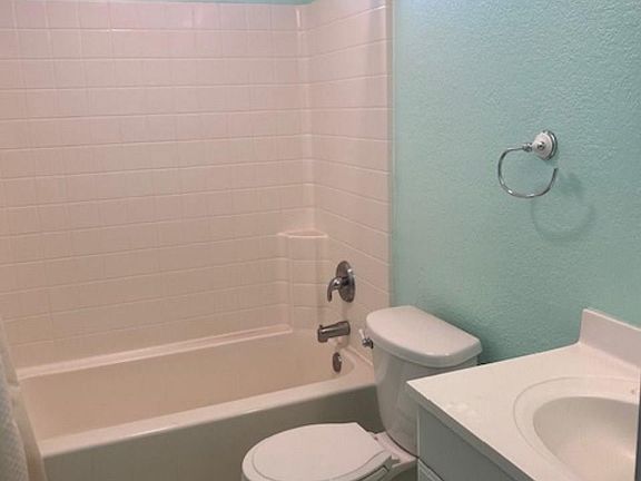 4th image of 1707 Freedom Dr