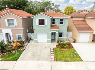 11285 Sunview Way, Cooper City, FL 33026