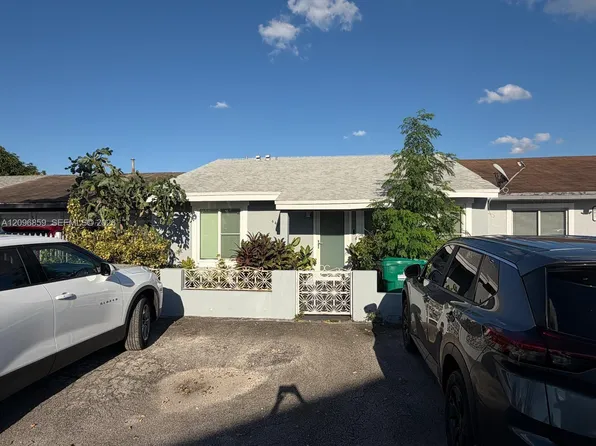 4419 NW 185th St, Miami Gardens, FL 33055