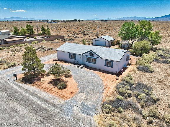 4th image of 2931 Rio Rancho Dr #4