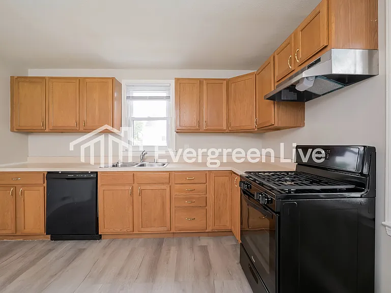 3300 Orlando Ave — Photo 7