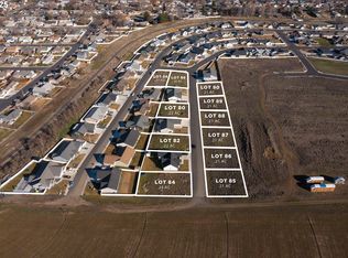 573 SW Desert Sky Dr #89, Hermiston, OR 97838