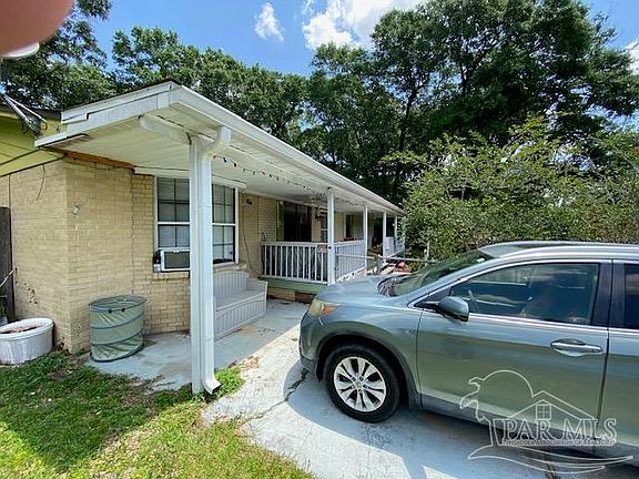 2nd image of 6634 Lee St