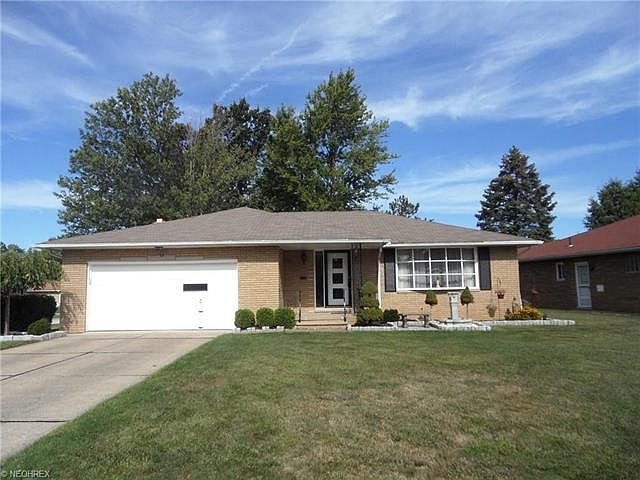 1st image of 7464 Pinewood Dr