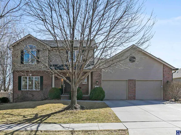 2311 Grainger Pkwy, Lincoln, NE 68512