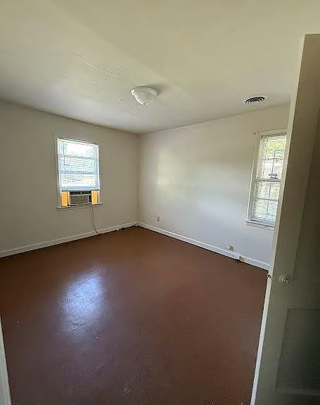 2270 Imogene St — Photo 11