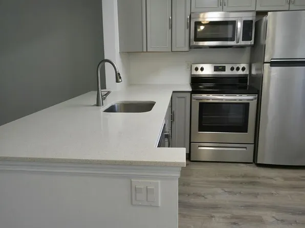 6091 NW 61st Ave APT 105, Fort Lauderdale, FL 33319